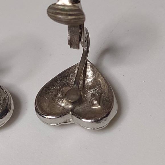 Purple And Silver Tone Vintage Heart Clip On Earrings - Picture 11 of 14